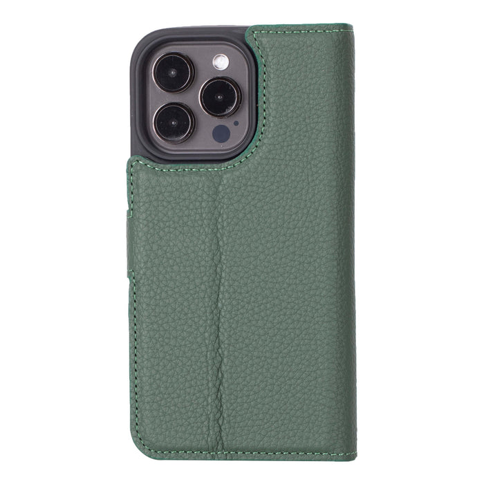 Carter Detachable Leather iPhone 15 Pro Wallet Case, Pebble Green - BlackBrook Case