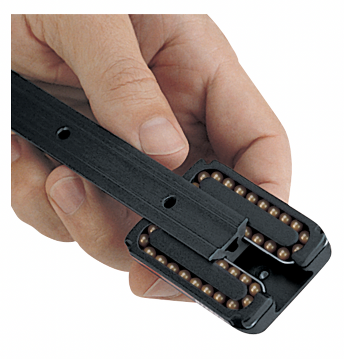 HARKEN 22mm Small Boat CB Car — Pivoting Shackle, Control Tangs