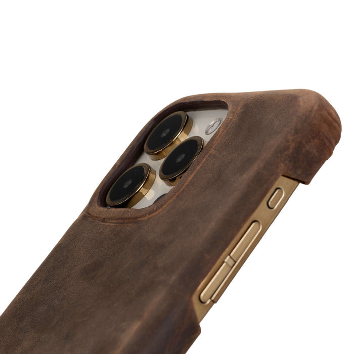 Mason Full-Grain Leather MagSafe Case – iPhone 15 Pro, Distressed Coffee - BlackBrook Case