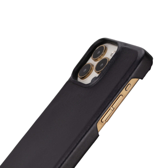 Mason Full-Grain Leather MagSafe Case – iPhone 15 Pro, Soft Black - BlackBrook Case