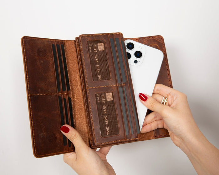 Noble Leather Women's Wallet, Saddle Brown - BlackBrook Case