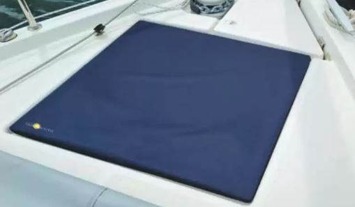 OCEANSOUTH - LEWMAR Sailboat Flush Hatch Covers. Various Colors - Bosuns Boat