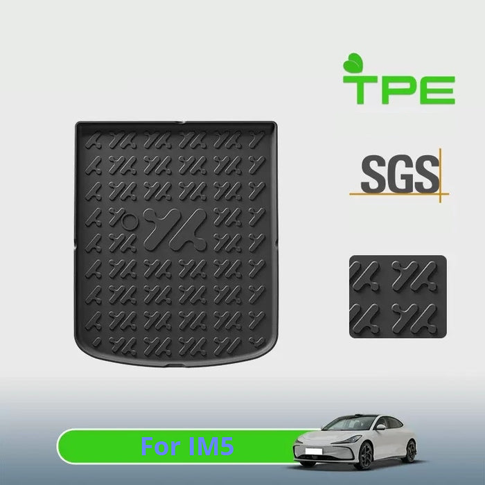 Trunk Mat and Rear Seat Protection for IM5