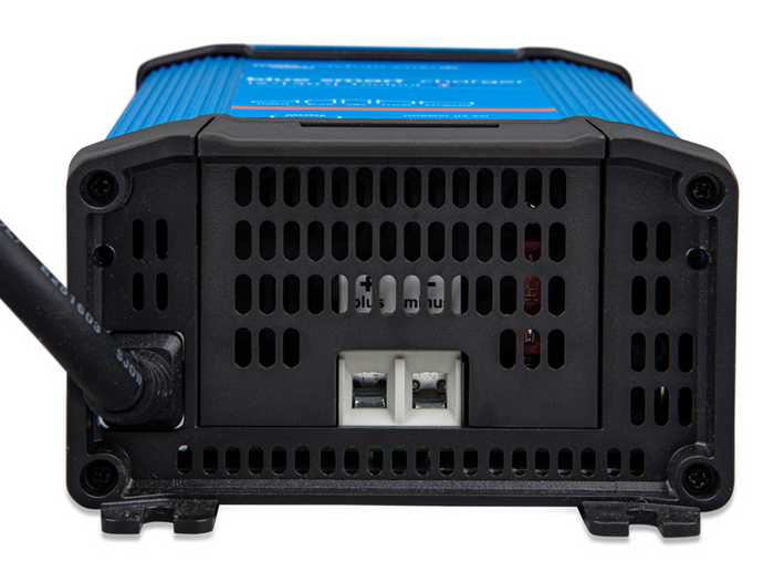 Victron Blue Smart Bluetooth IP22 Battery Charger 12/20(1) 230V AU/NZ Plug - Bosuns Boat
