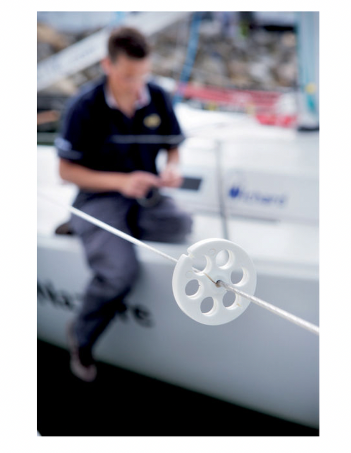 Wichard Sail chafe protector - Wire dia: 6 to 10 mm - Overall dia: 70 mm - Bosuns Boat