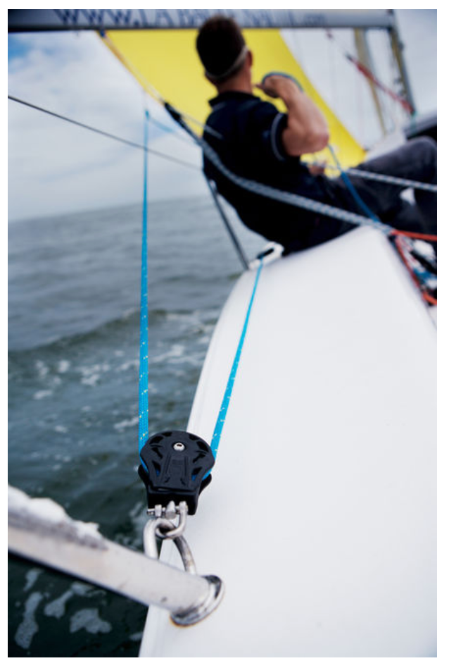 Wichard Single plain bearing block - Sheave 70 - Swivel head - Bosuns Boat